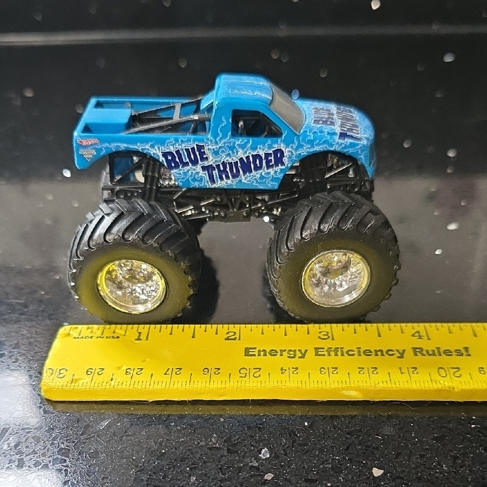 FIRM. Like New. Blue Thunder Monster Jam Truck 1:64 Diecast